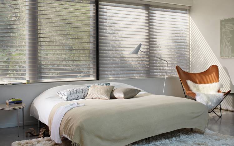 Silhouette® gardiner mykner opp lyset og sprer det behagelig inn i rommet