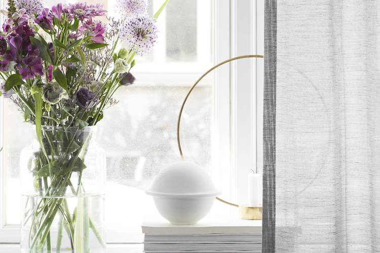 Gi nytt liv til vinduene dine – 5 enkle tips til hvordan du styler vinduskarmen