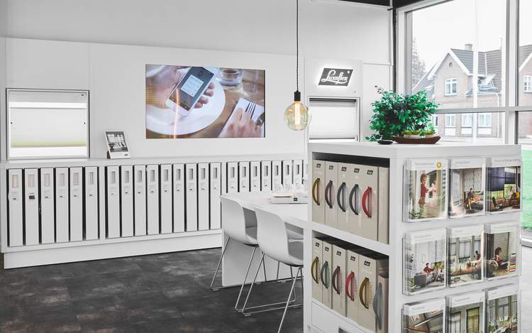 Besøk ditt lokale Luxaflex® showroom